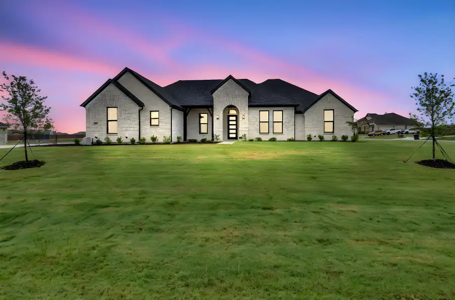 1610 Blackfoot Parkway, Waxahachie, TX 75165 - Image #2