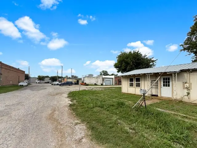 210 Carrie Mabrie Street, Trenton, TX 75490 - Image #2