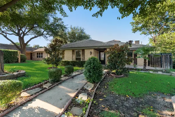 3025 Truxillo Street, Dallas, TX 75228