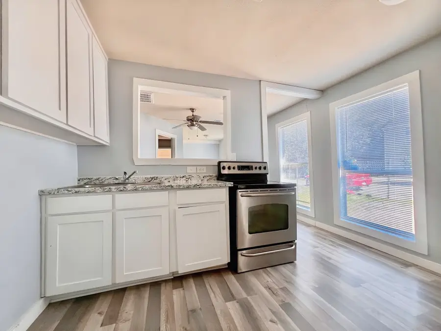 2028 Eva Street, Grand Prairie, TX 75051 - Image #2