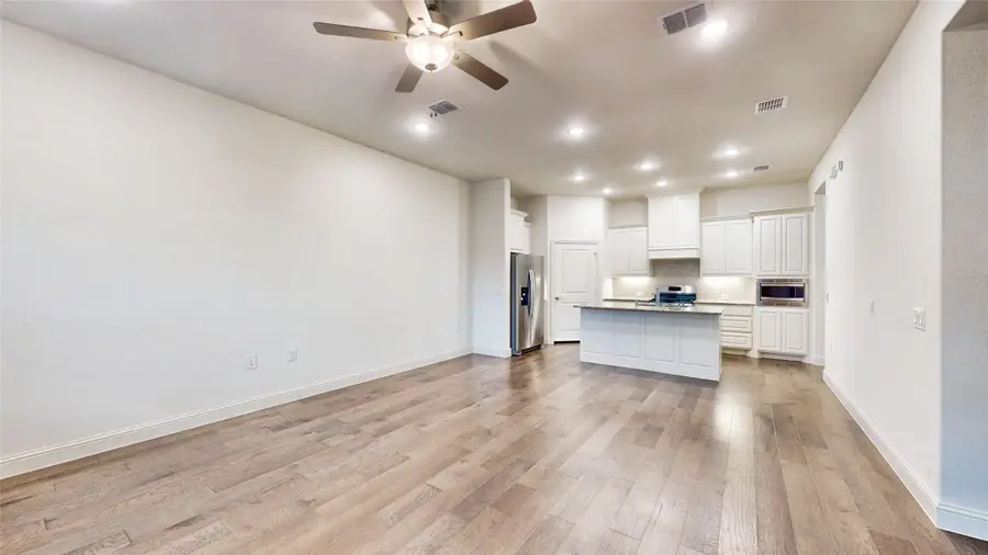 4561 Stone Valley Trail, Arlington, TX 76005 - Image #2