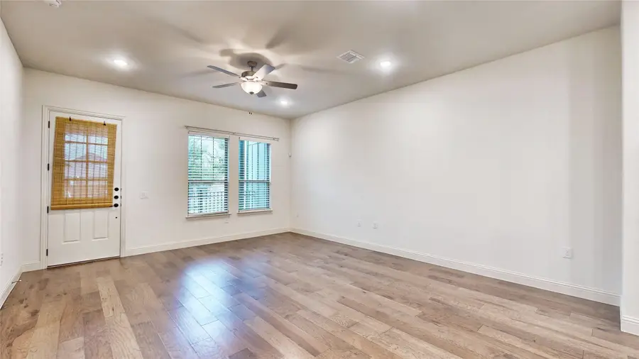 4561 Stone Valley Trail, Arlington, TX 76005 - Image #3