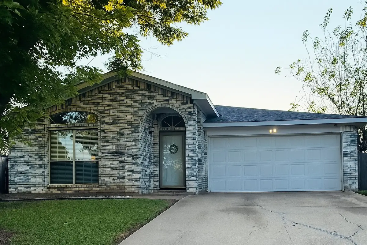 9403 Crimnson Court, Dallas, TX 75217 - Image #1