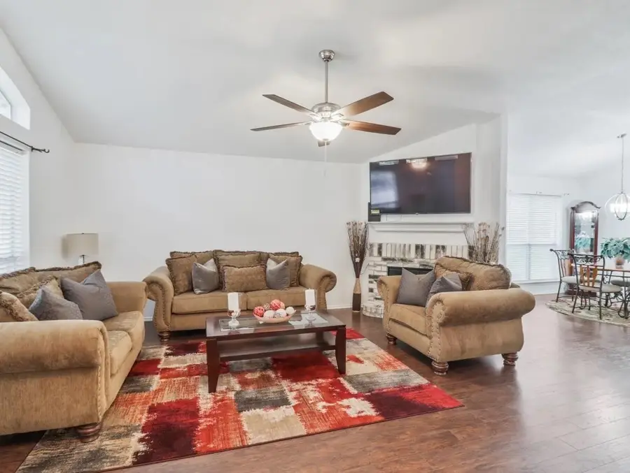 9403 Crimnson Court, Dallas, TX 75217 - Image #2
