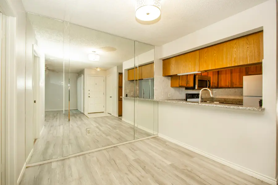 5626 Preston Oaks Road #9B, Dallas, TX 75254 - Image #3