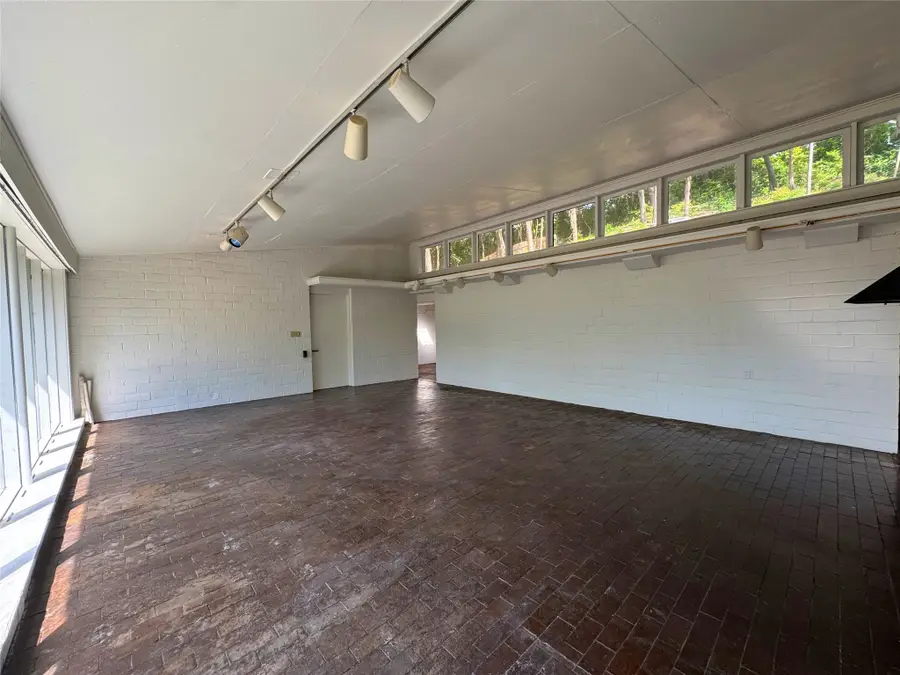 1934 Kessler Parkway, Dallas, TX 75208 - Image #3