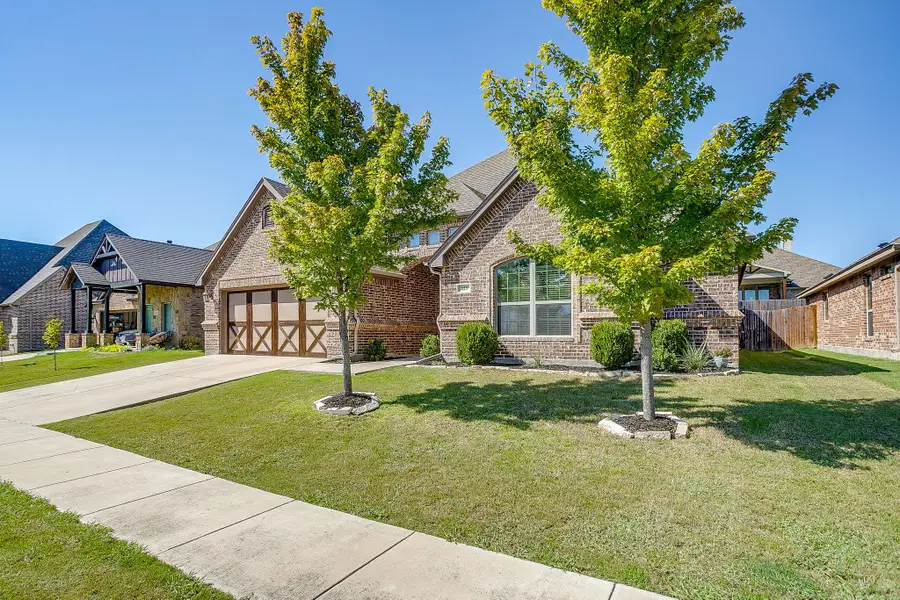 425 Sagebrush Drive, Aledo, TX 76008 - Image #2