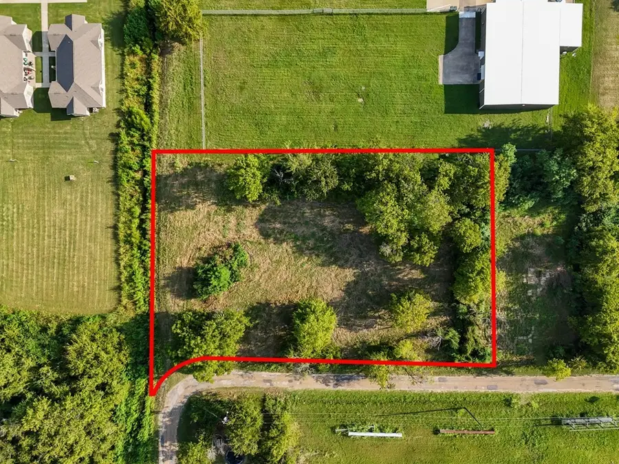 116 W Chestnut Street, Mabank, TX 75147 - Image #2