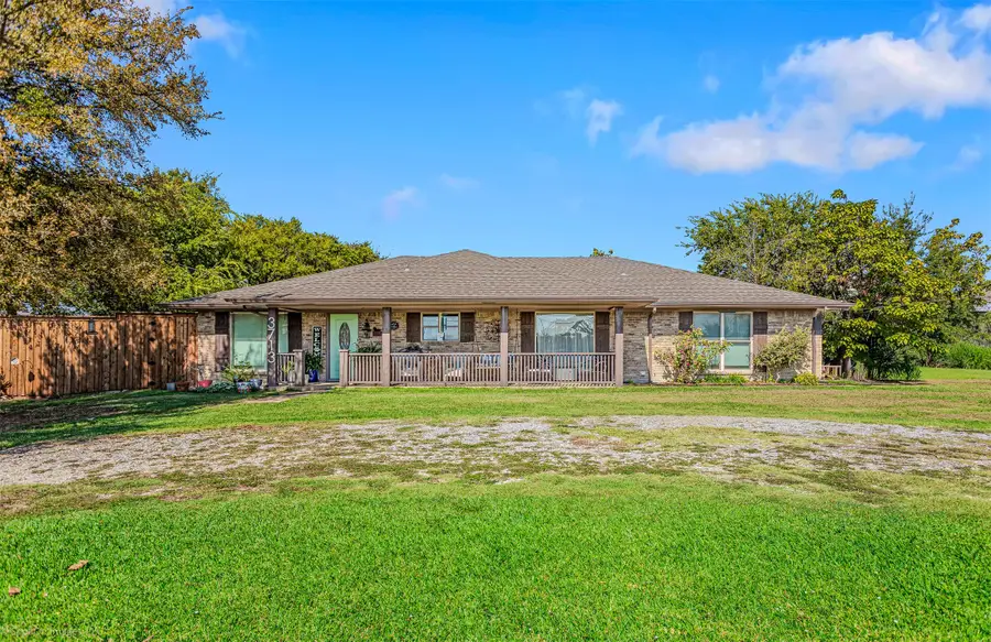 3713 Hickox Road, Rowlett, TX 75089 - Image #3