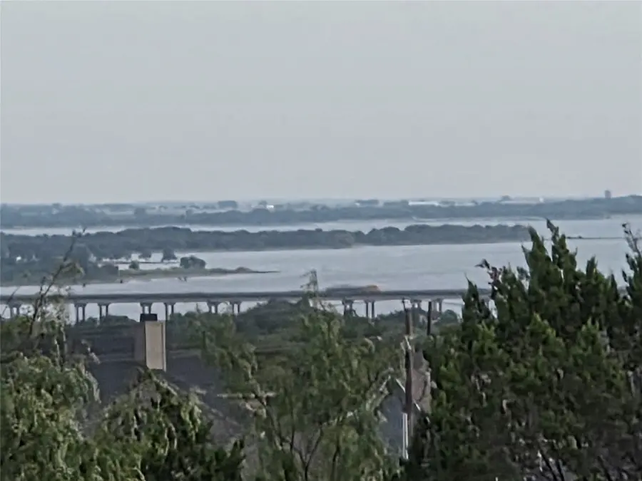 1400 White River Drive, Woodway, TX 76712 - Image #2