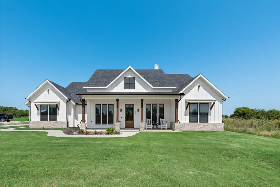 12880 Pruett Road, Krum, TX 76249 - Image #2