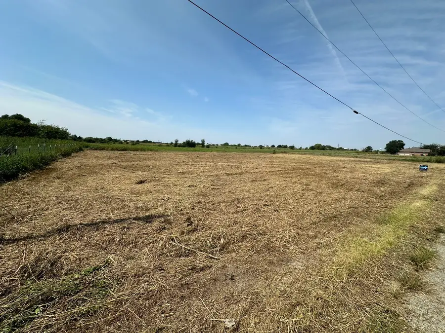 1106 Pakse Street, Venus, TX 76084 - Image #3