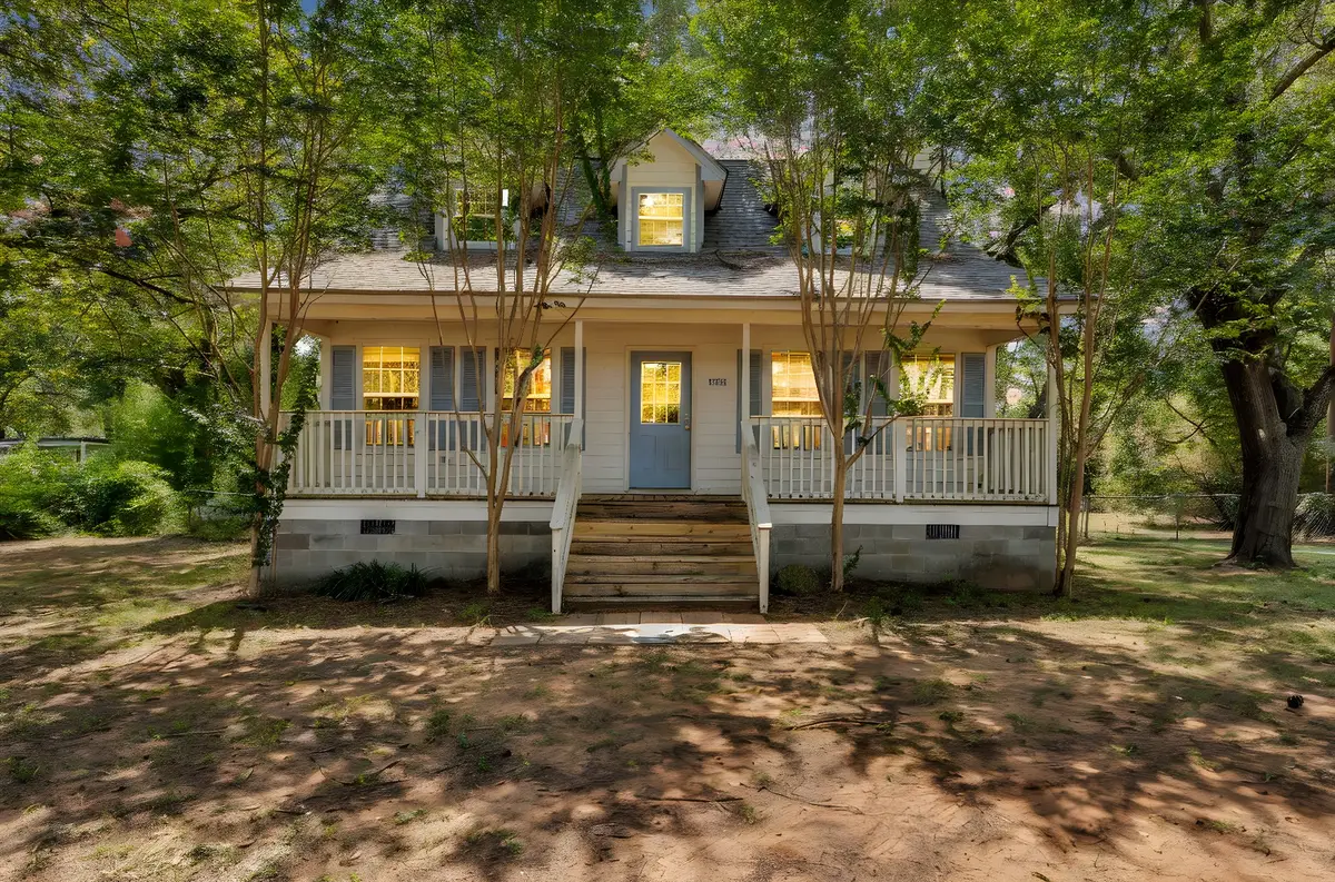 300 Bowden Circle, Burleson, TX 76028 - #1