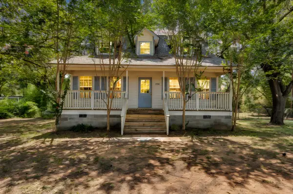 300 Bowden Circle, Burleson, TX 76028