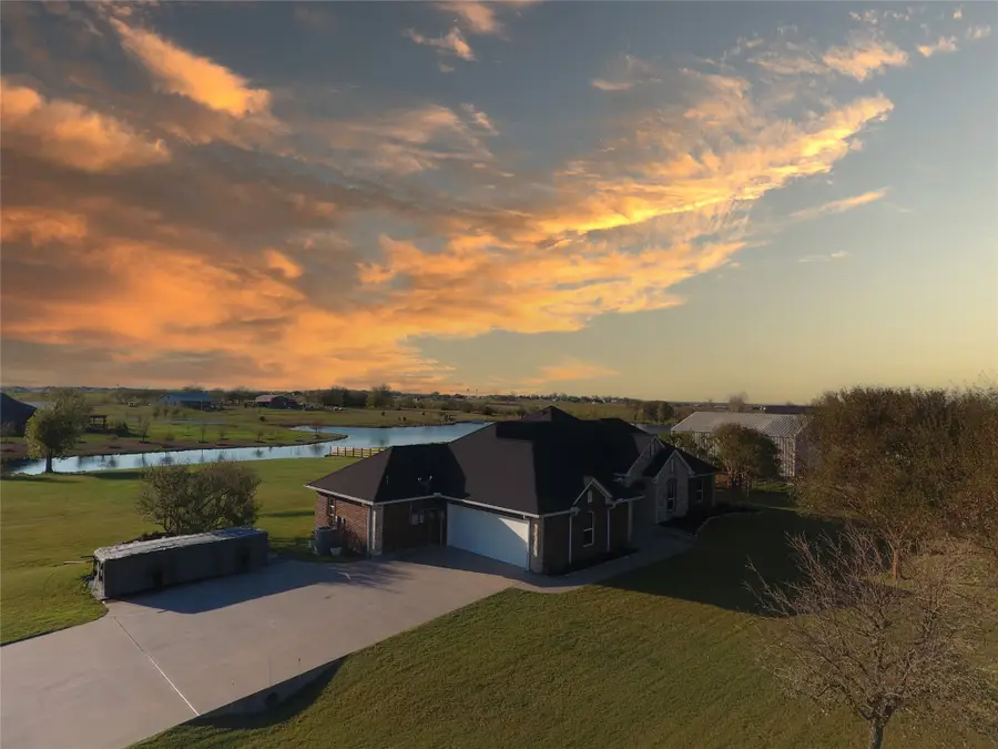 11225 Mesquite Hill Road, Sanger, TX 76266 - Image #3