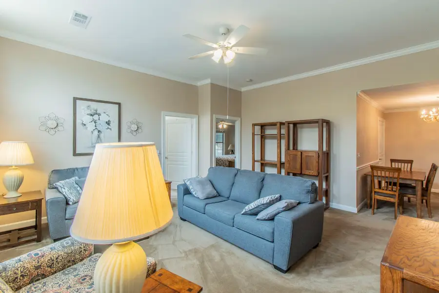 804 Beechcraft Avenue, Grand Prairie, TX 75051 - Image #3