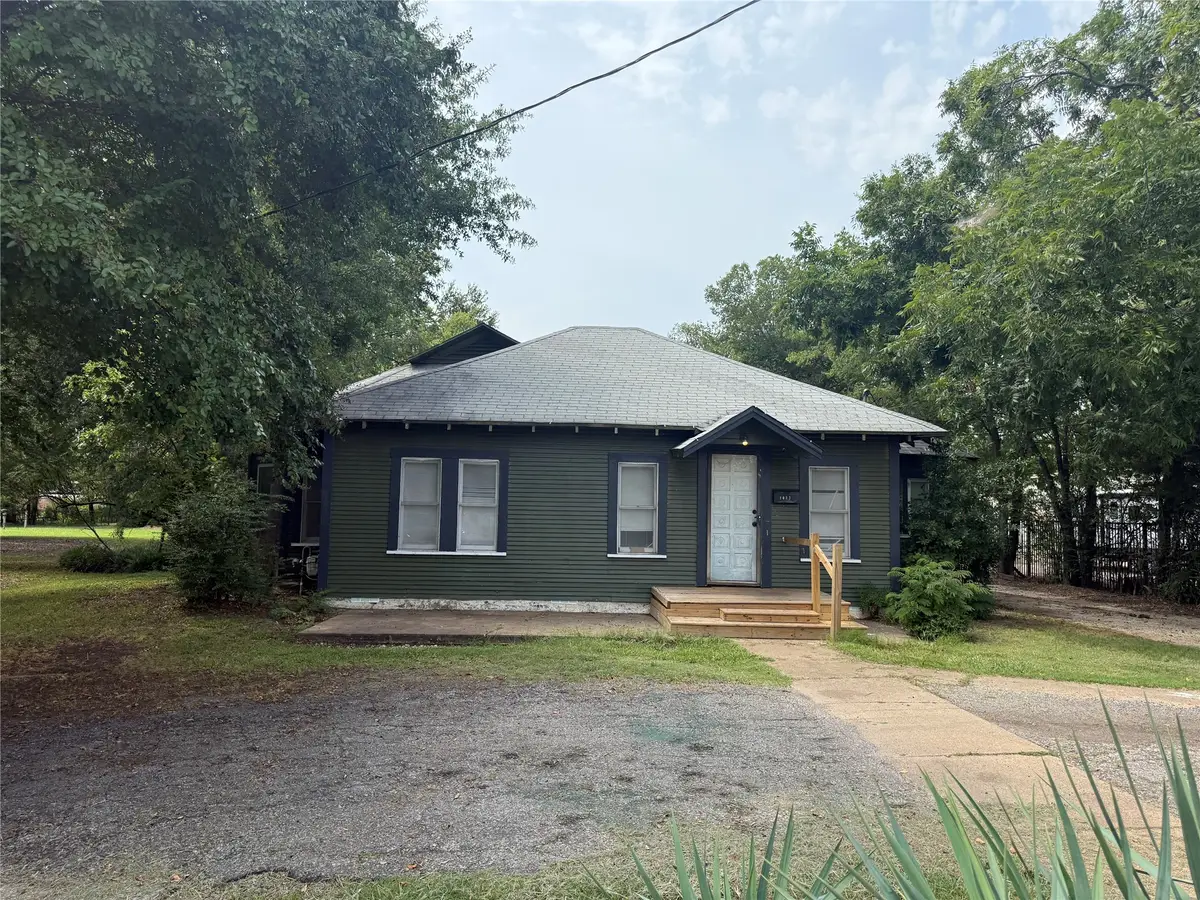 2023 N Center Street, Bonham, TX 75418 - Image #1