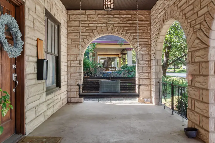 222 S Edgefield Avenue, Dallas, TX 75208 - Image #2