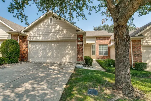 229 Bexar Drive, Lewisville, TX 75067