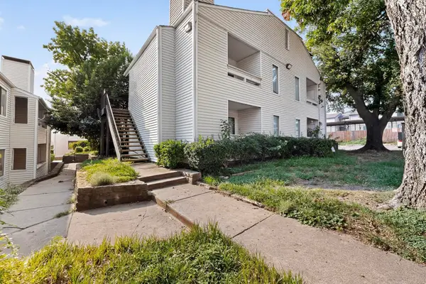 7431 Holly Hill Drive #108, Dallas, TX 75231