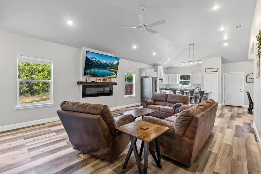 240 Marianne Circle, Sulphur Springs, TX 75482 - Image #3