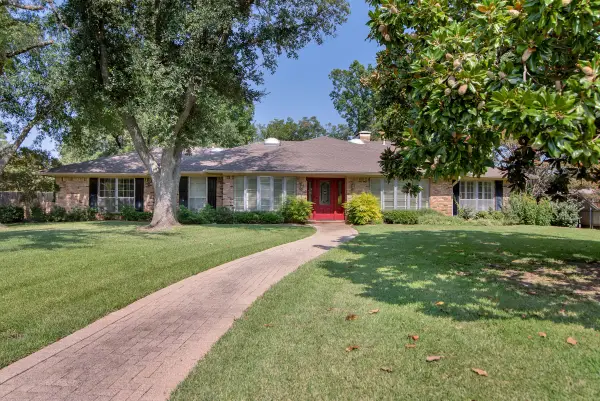 2521 Brookhaven Drive, Denison, TX 75020