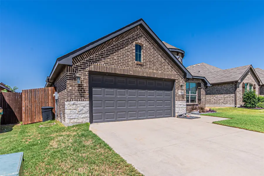2532 Hadley Street, Weatherford, TX 76087 - Image #2