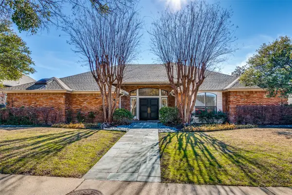 5828 Fallsview Lane, Dallas, TX 75252