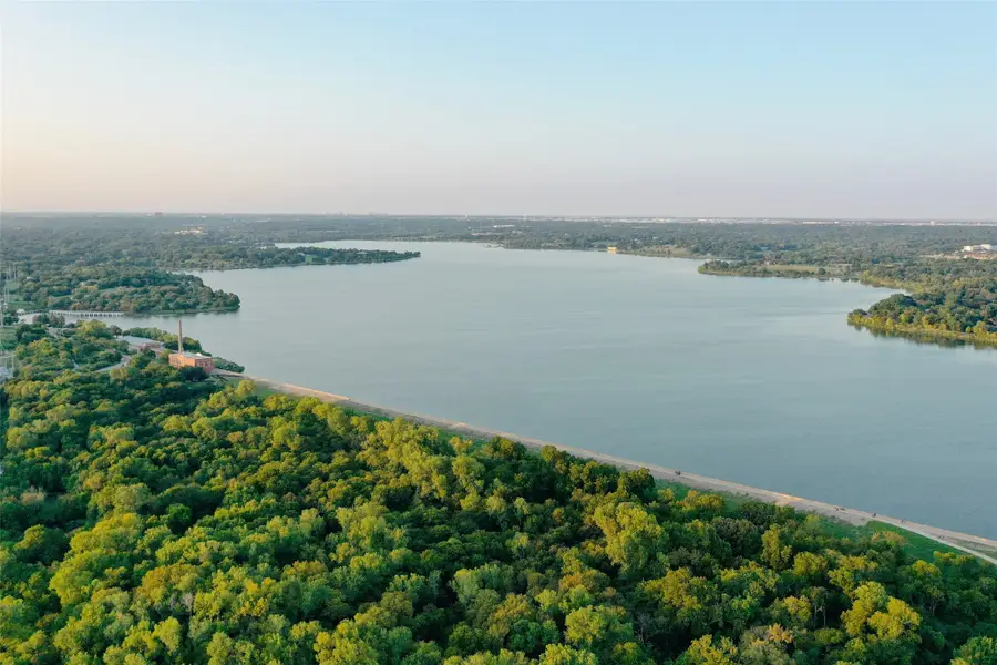 7238 Casa Loma Avenue, Dallas, TX 75214 - Image #2