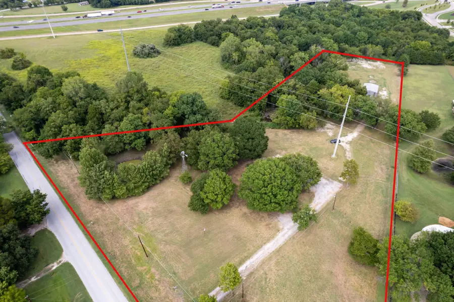 5950 Shannon Road, Mesquite, TX 75181 - Image #2