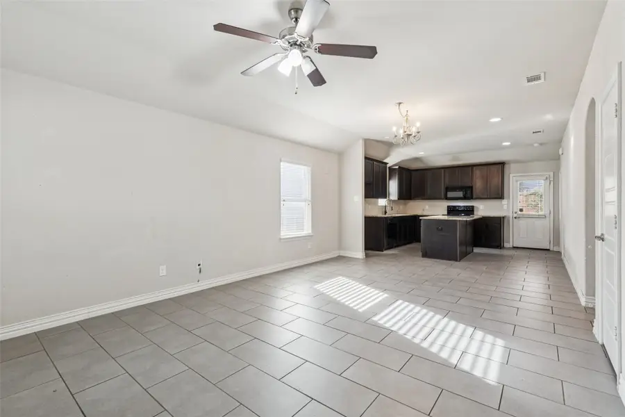 1116 E Hattie Street, Fort Worth, TX 76104 - Image #3