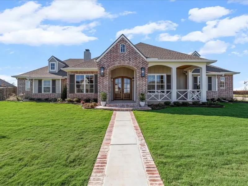 100 Victors Circle, McGregor, TX 76657 - Image #1