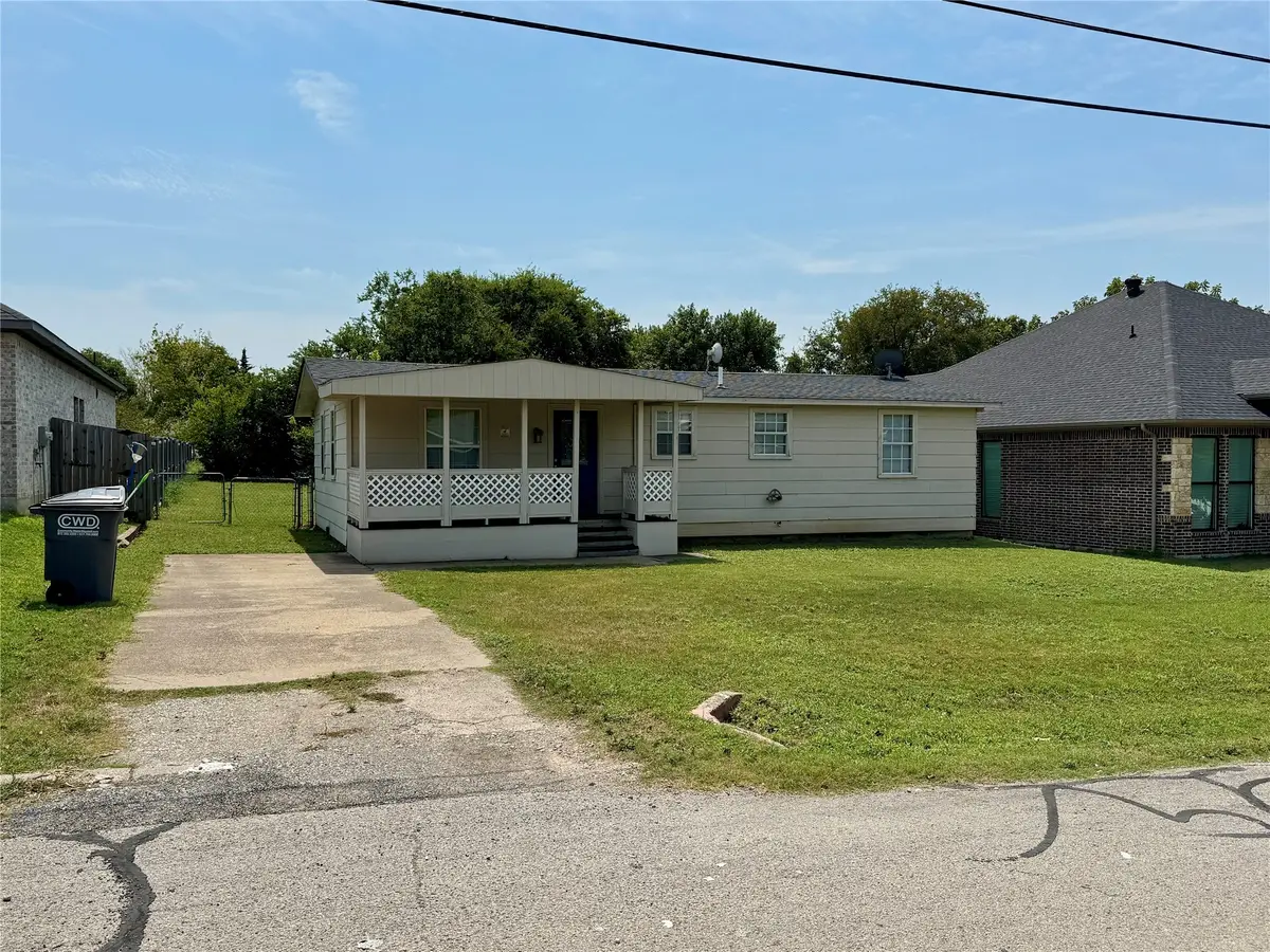 211 Sperry Lane, Red Oak, TX 75154 - Image #1