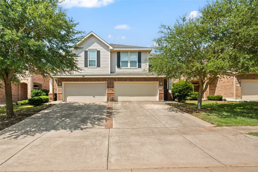 1415 Ravenwood Drive, Mansfield, TX 76063 - Image #2