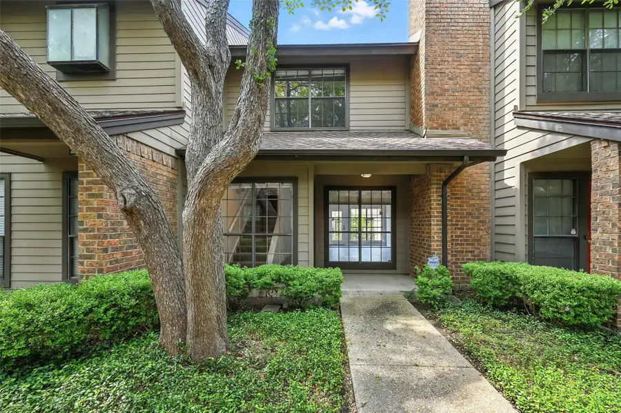 9910 Royal Lane #1202, Dallas, TX 75231 - Image #2