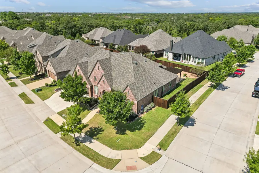 9921 Peninsula Point, Little Elm, TX 75068 - Image #2