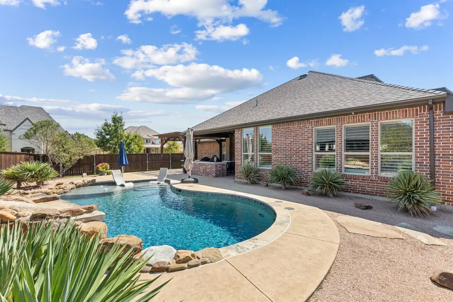 9921 Peninsula Point, Little Elm, TX 75068 - Image #3