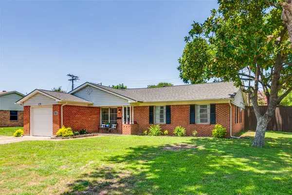 1200 Ridgeway Drive, Richardson, TX 75080