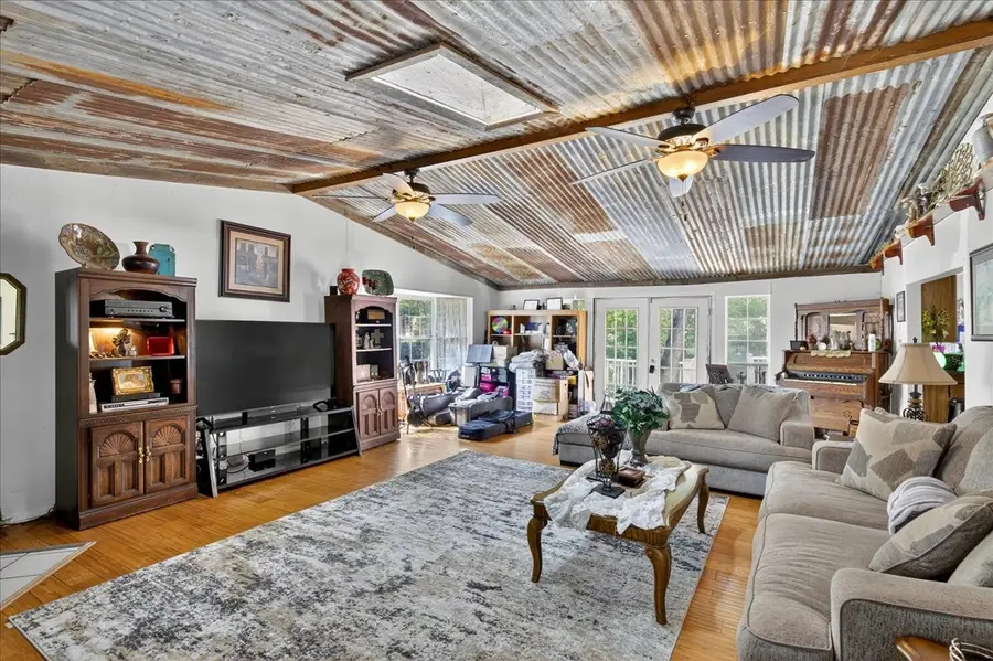 20019 Patricia Drive, Kemp, TX 75143 - Image #3