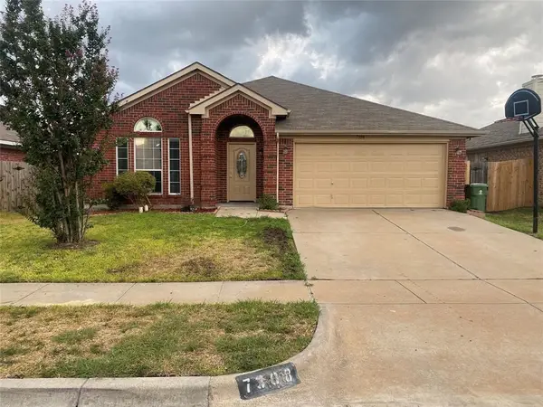 7308 Fossil Lake Drive, Arlington, TX 76002