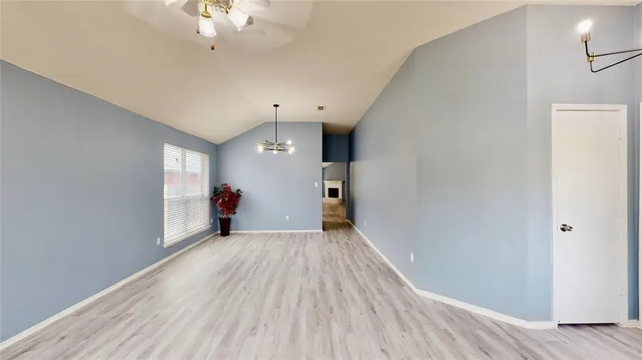 7308 Fossil Lake Drive, Arlington, TX 76002 - Image #3