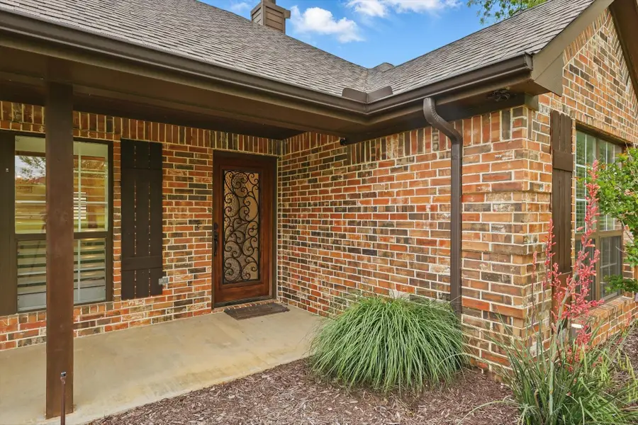 5657 Harmony Ranch Road, Aubrey, TX 76227 - Image #3