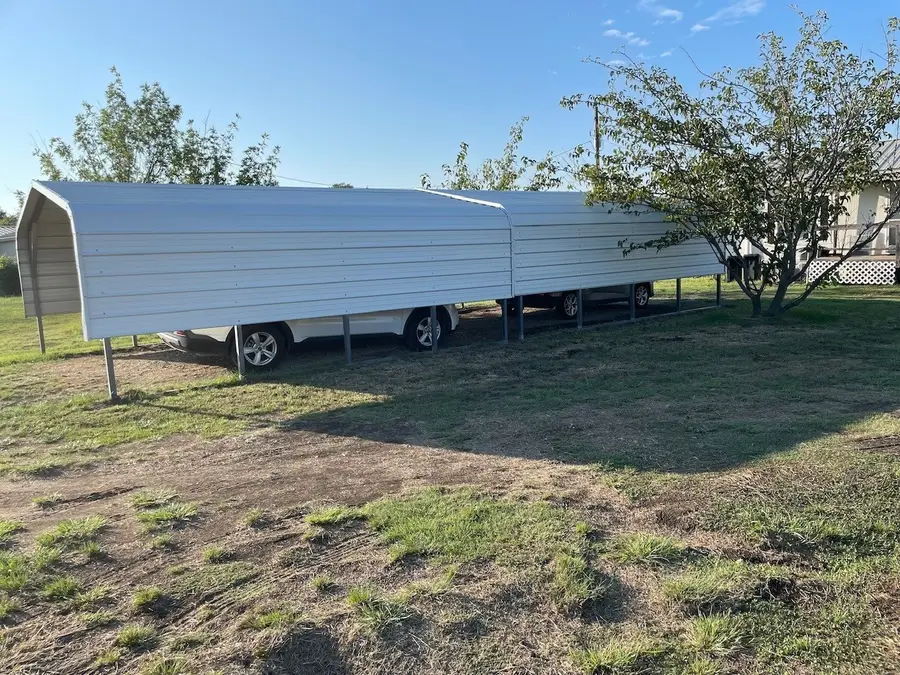 18648 Doubletree Drive, Justin, TX 76247 - Image #3