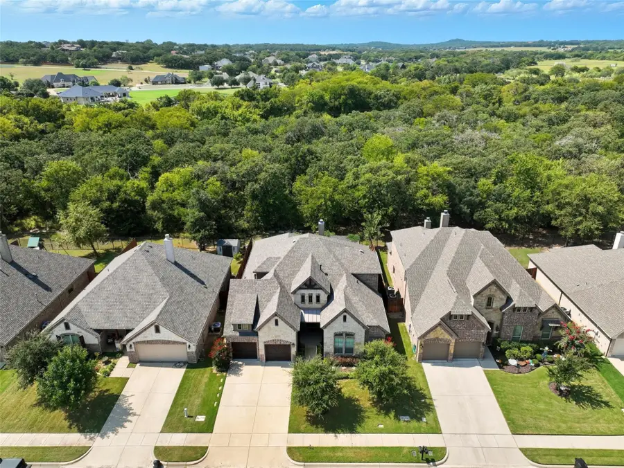 245 Prairie Oak Court, Burleson, TX 76028 - Image #2