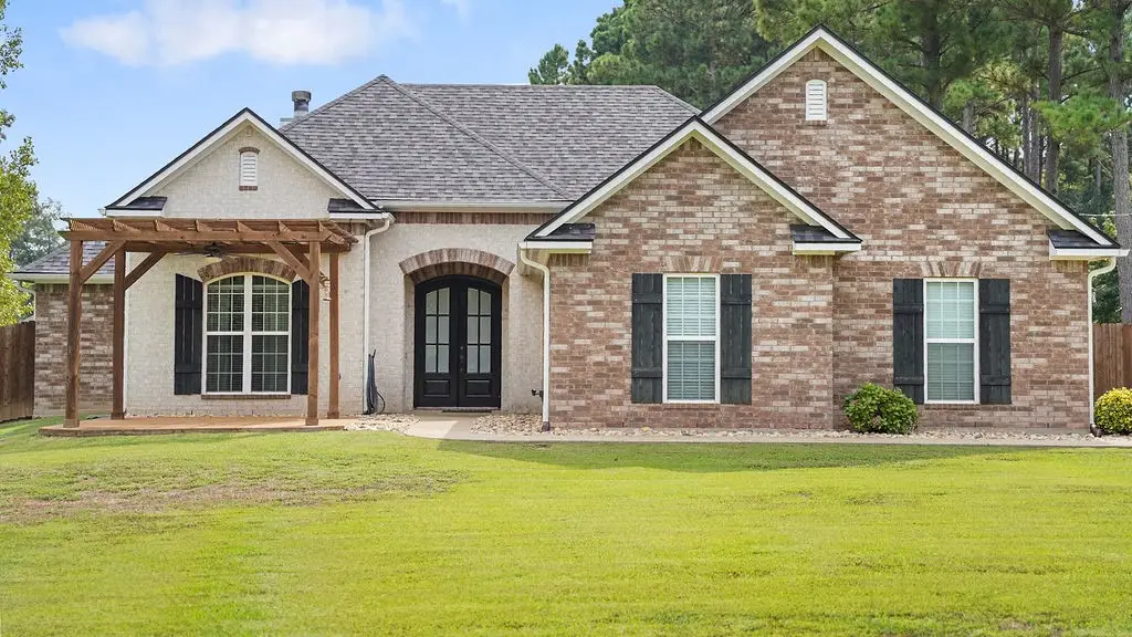 153 Heather Lane, Diana, TX 75640 - Image #1