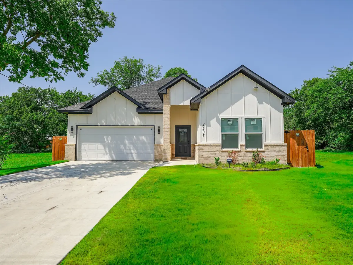 4507 Metropolitan Avenue, Dallas, TX 75210 - Image #1