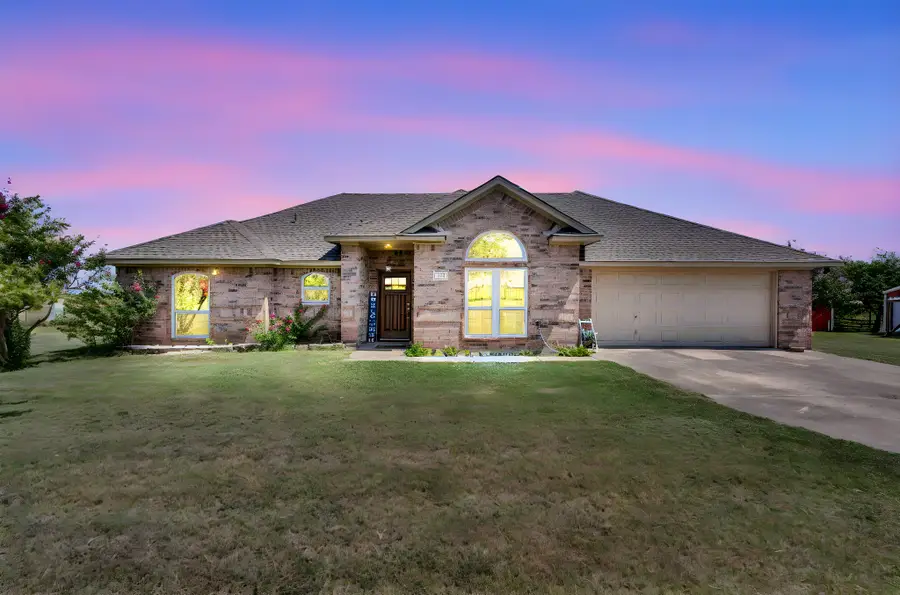 154 Richard Road, Waxahachie, TX 75167 - Image #2