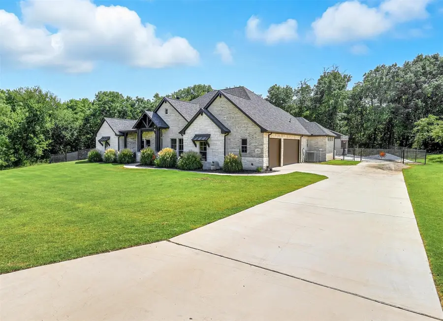 2021 Shady Creek Crossing, Azle, TX 76020 - Image #3