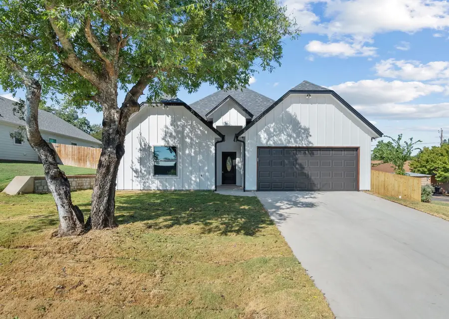 130 Lakewood Drive, Weatherford, TX 76087 - Image #3