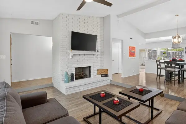 6331 N Jim Miller Road, Dallas, TX 75228 - Image #2